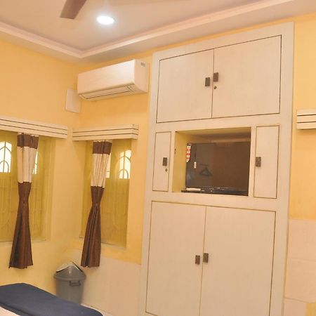Chitrakut Bungalows ทวารกา ภายนอก รูปภาพ