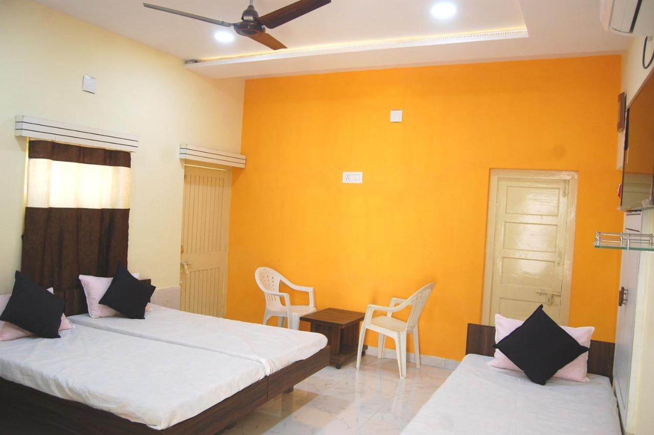 Chitrakut Bungalows ทวารกา ภายนอก รูปภาพ